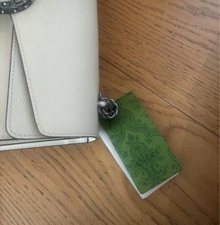 Bolso Gucci Beige y Plateado