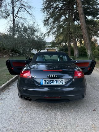 Audi TT 2011 Quattro 2.0 TDI CABRIO