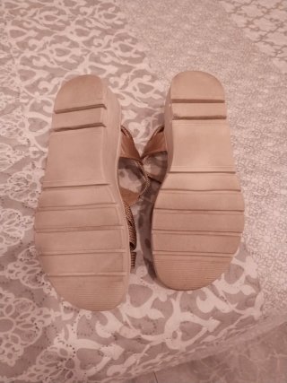 Sandalias doradas talla 36