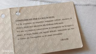 Maglietta donna bianca e blu con bottoni