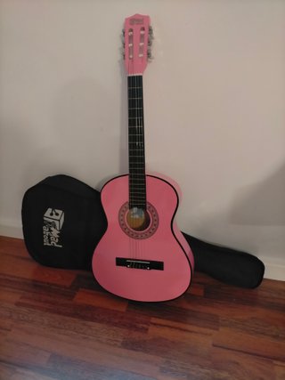 Guitarra rosa infantil con funda