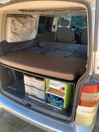 Volkswagen Multivan T5. Kit Camper opcional