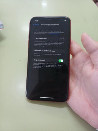 iPhone XR - 82% Batería