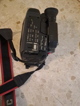 Videocámara JVC Vintage con Correa