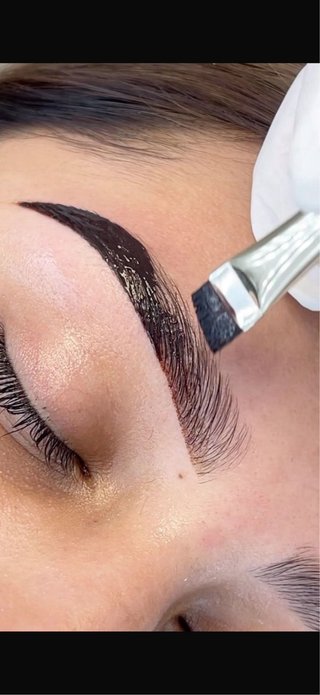 manicura i pedicura Maquillaje  Cejas