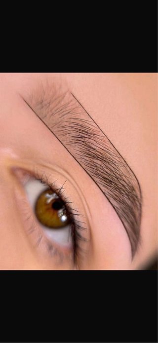 manicura i pedicura Maquillaje  Cejas