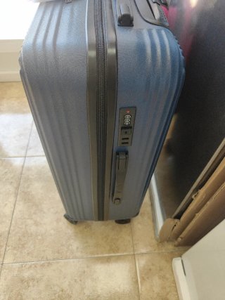 Maleta de viaje nueva