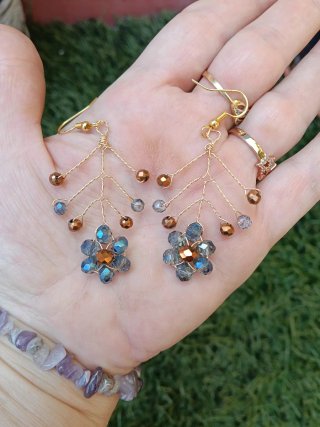 Lote pendientes cristal: dorados y plateados