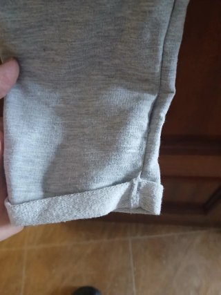 Pantalón de chándal gris