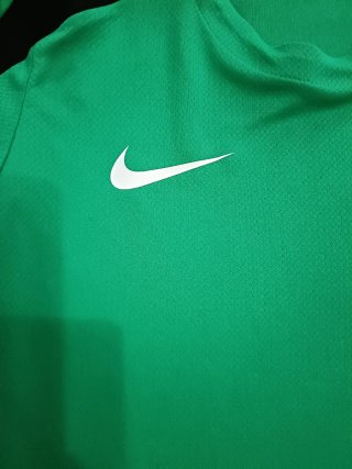 Camiseta Nike Talla S Verde