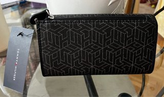 Monedero Tommy Hilfiger Negro y Plateado