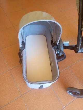 Silla de paseo Jane gris y negra