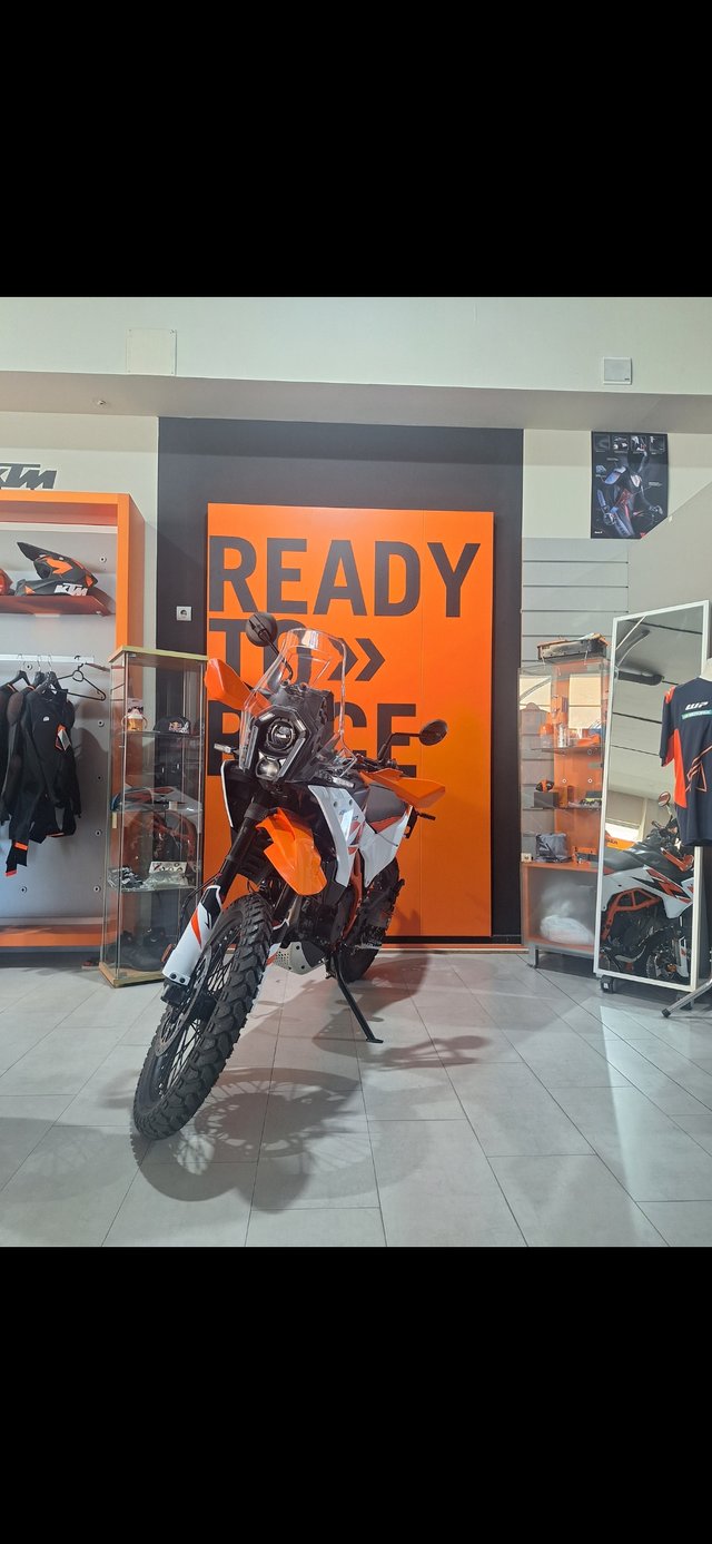 KTM Adventure