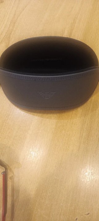 Gafas de sol Emporio Armani originales.