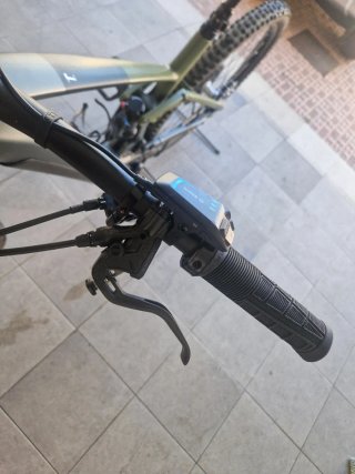 Bici Eléctrica Cube Híbrida 140 2024