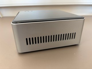 Mini PC Intel NUC Celeron 8GB RAM 120GB SSD