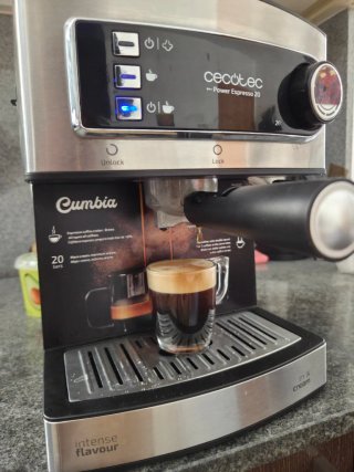 Cafetera Cecotec Cumbia Power Espresso 20