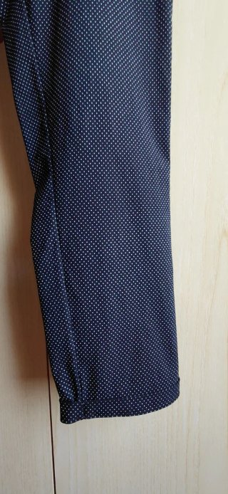 Pantaloni leggeri neri a pois bianchi
