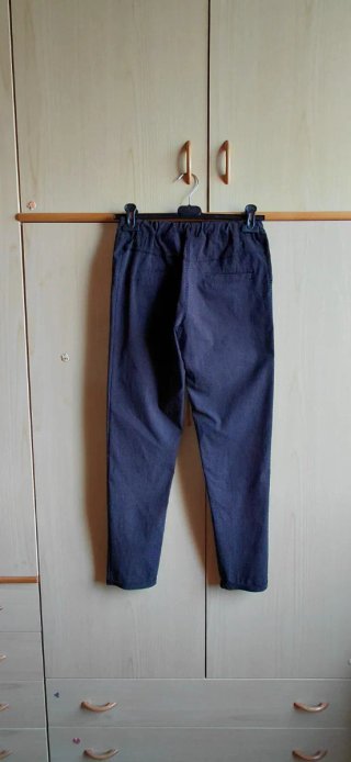 Pantaloni leggeri neri a pois bianchi