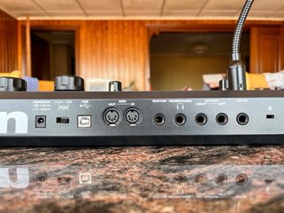 Sintetizador Novation Mininova Azul