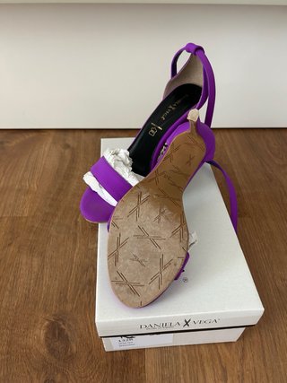 Zapatos de salón Daniela Vega morados