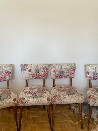 Set di 4 sedie vintage con rivestimento floreale