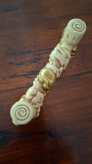 Thun (presepe classico) Vigna con uva [champagne]