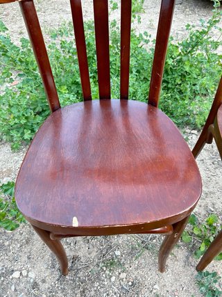 Sillas de cafetería de madera