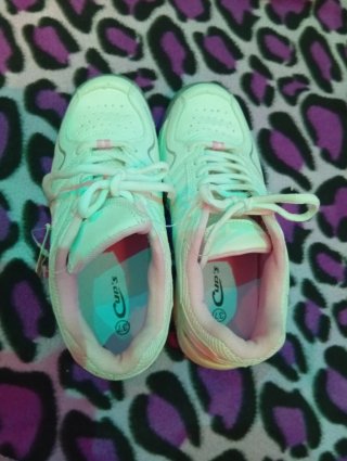 Zapatillas deportivas Cups blancas y rosas T36