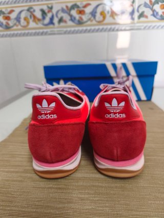 Adidas SL72 Talla 42 Rojo/Rosa