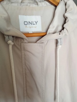 ☀️Chaqueta ligera ONLY beige