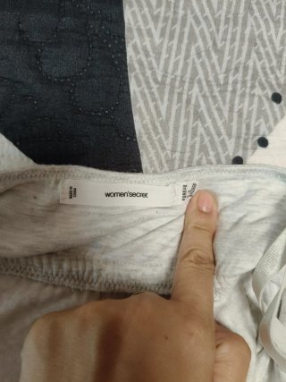 Camisón y bata premamá para hospital