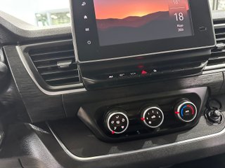 Renault TRAFIC 2.0 DCI 145 COMBI 9 (2021)