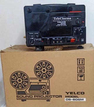 Proiettore YELCO TeleCinema DS-605M