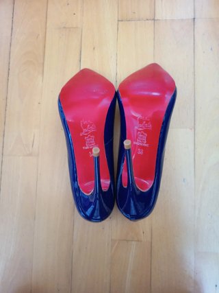Zapatos tacón Christian Louboutin azul