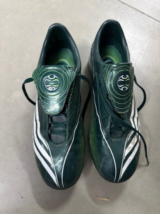 Botas multitacos Adidas verdes y blancas