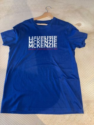 5 Camisetas, 3 Trapstar 1 mkenzie 1 negociable
