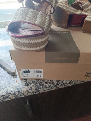 Sandalias Gioseppo Tacón Alto Beige y Rosa