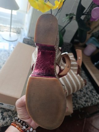 Sandalias Gioseppo Tacón Alto Beige y Rosa