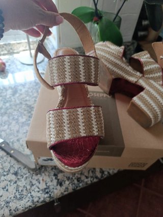 Sandalias Gioseppo Tacón Alto Beige y Rosa