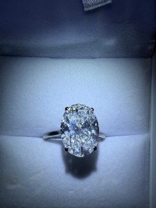 Anillo Diamante 5.04ct Ovalado VVS2 Oro 14k