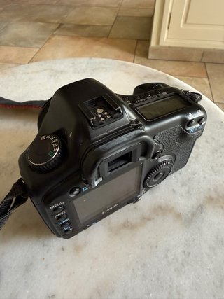 Canon EOS 5D Full Frame + Lente 50mm f1.8 STM