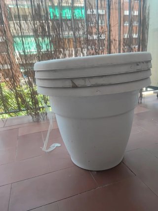 5 Maceteros Grandes Plástico Blanco 15 euros