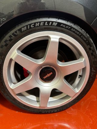 Volkswagen Golf GTI 6