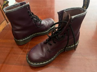 Botas Dr. Martens Morado Borgoña
