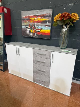 Recibidor moderno blanco y gris