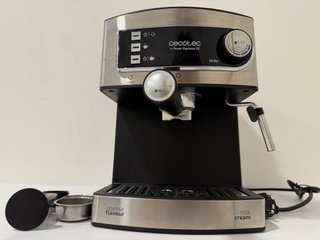 Cafetera Cecotec Power Espresso 20