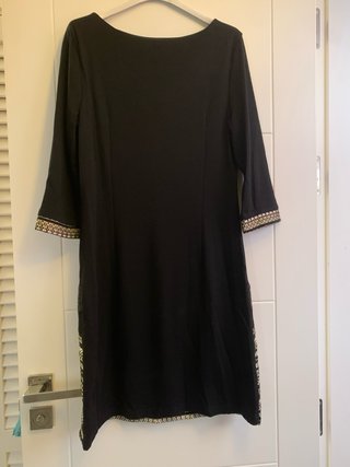 Vestido Sweet Miss negro con detalles dorados