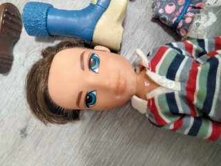 Conjunto di bambole Bratz con vestiti e accessori
