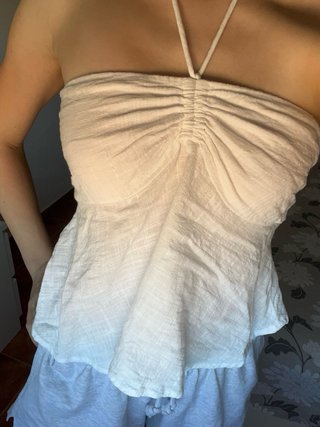 Top halter Bershka blanco verano
